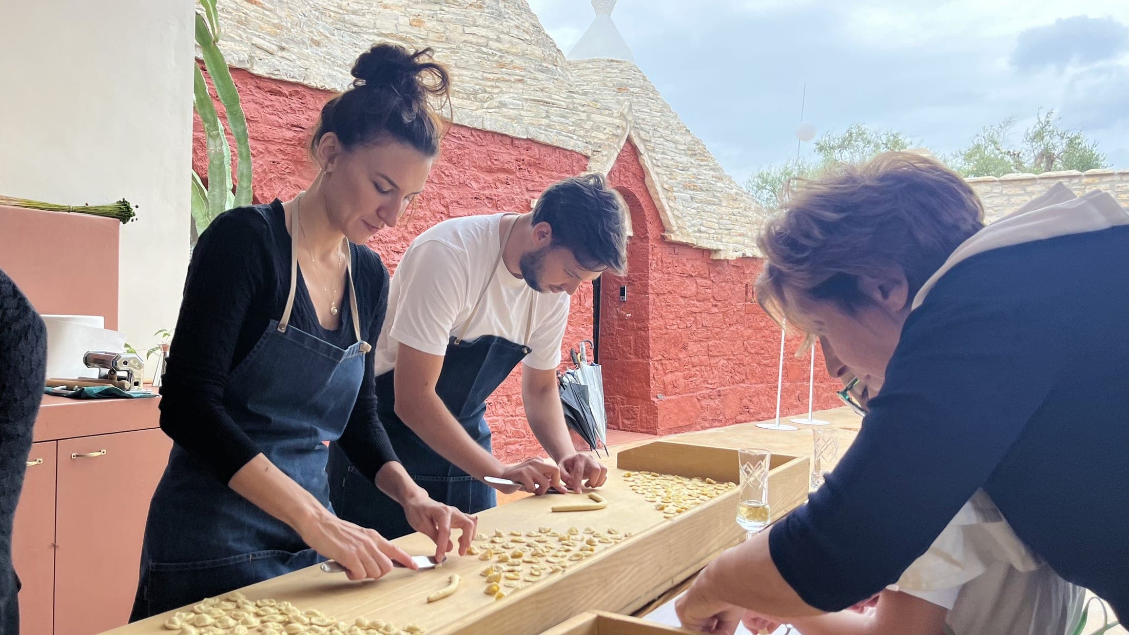 Lezione di cucina pugliese - preparazione orecchiette